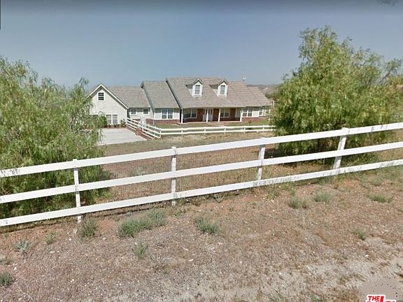 3rd image of 33406 Deerglen Ln