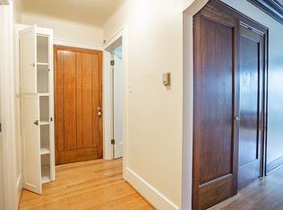 510 Bellevue Ave E #1-102, Seattle, WA 98102
