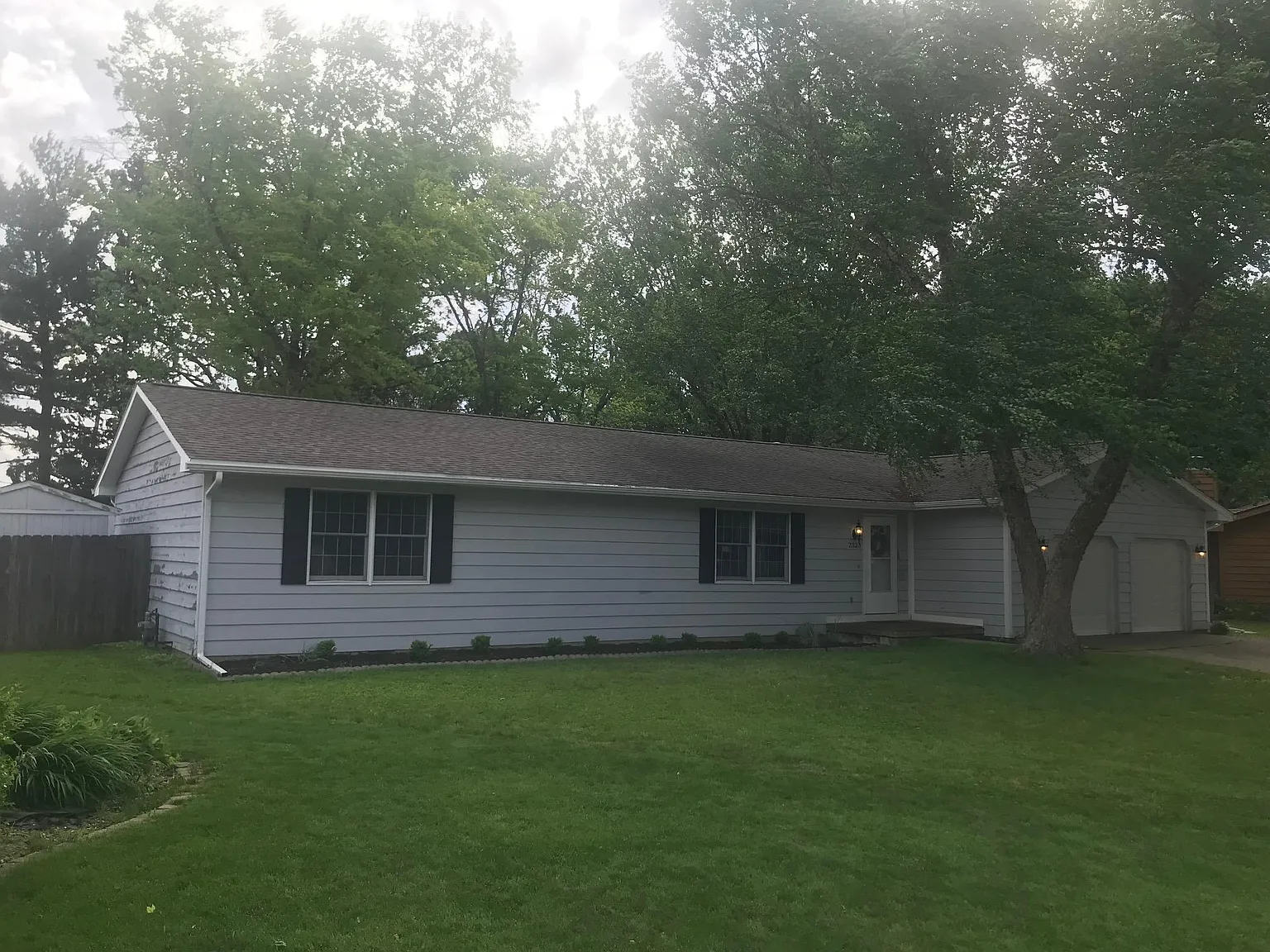 3 bed, 1700 sqft, $2,100 — Photo 2