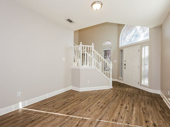 4th image of 7962 Crystal Creek Cir