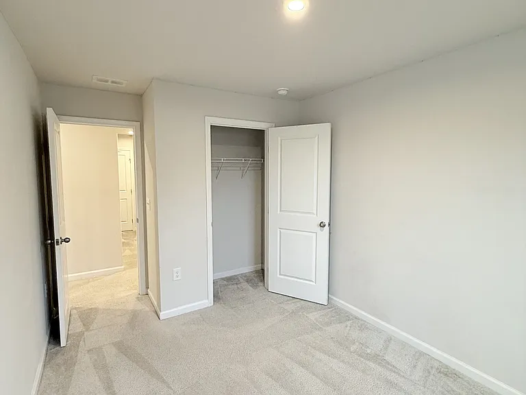 400 El Camino Dr #B — Photo 24