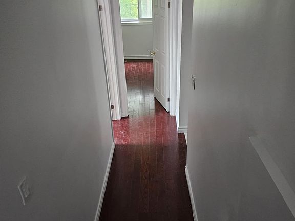 2nd image of 775 Huntingwood Dr