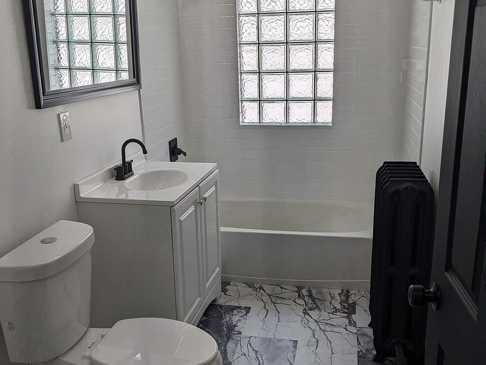 1st image of 325 E Garfield Ave #2