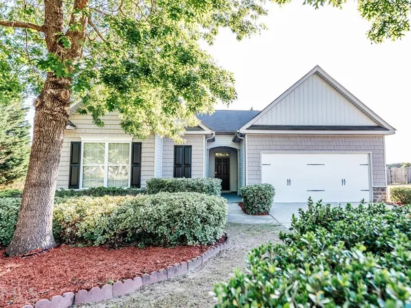 118 Meadows Walk Dr, Byron, GA 31008