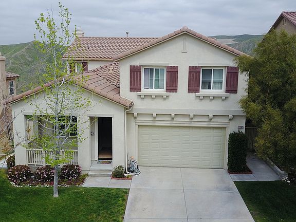 2nd image of 17247 Crest Heights Dr