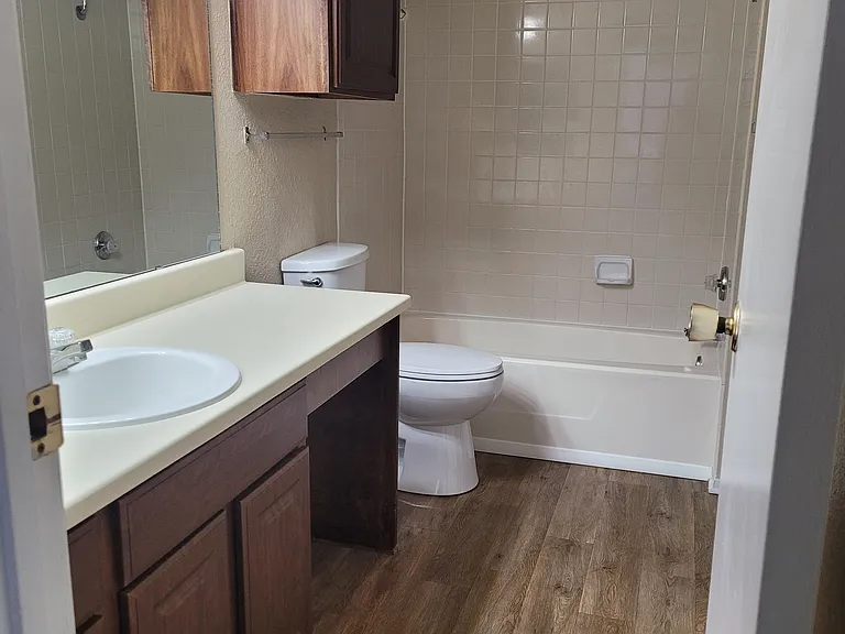 Chappell Hill Apartments — Photo 64