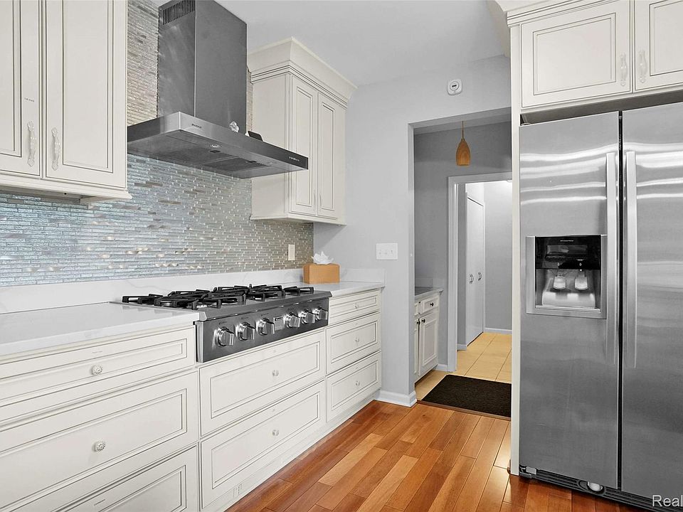 5076 Watergate Rd, photo 20