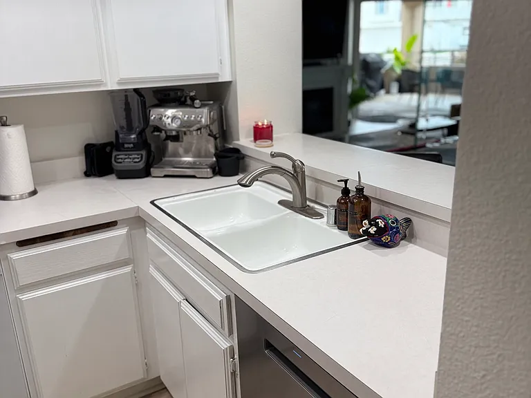 1200 Pacific Coast Hwy #106 — Photo 7