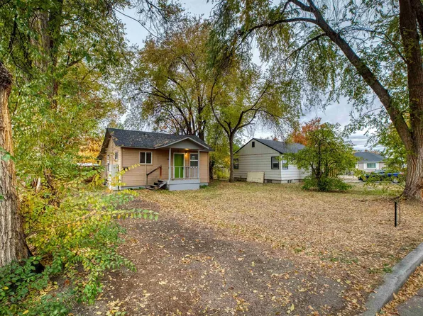 307 S Locust St, Nampa, ID 83686