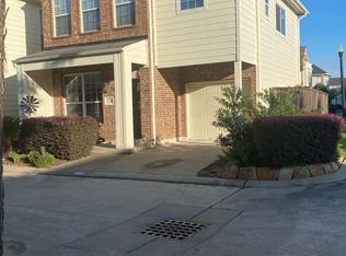 1739 Aden Mist Dr, Houston, TX 77003