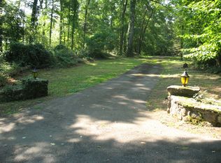 56 Shingle House Rd, Millwood, NY 10546