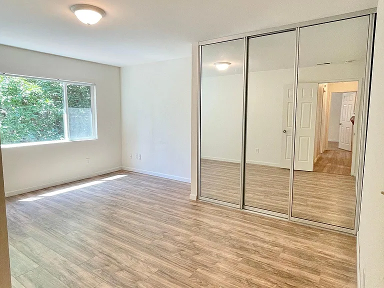 1431 Jasmine Cir — Photo 15