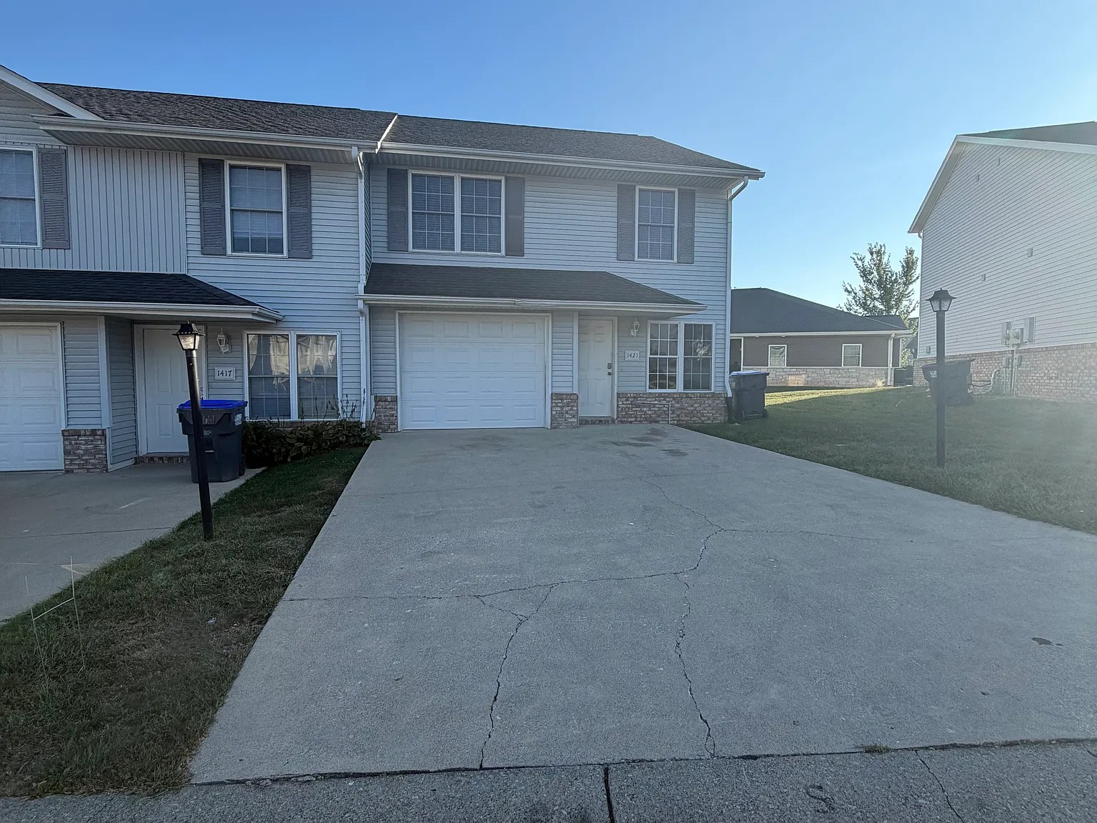 3 bed, 2.5 bath, 1524 sqft, $1,600 — Photo 1