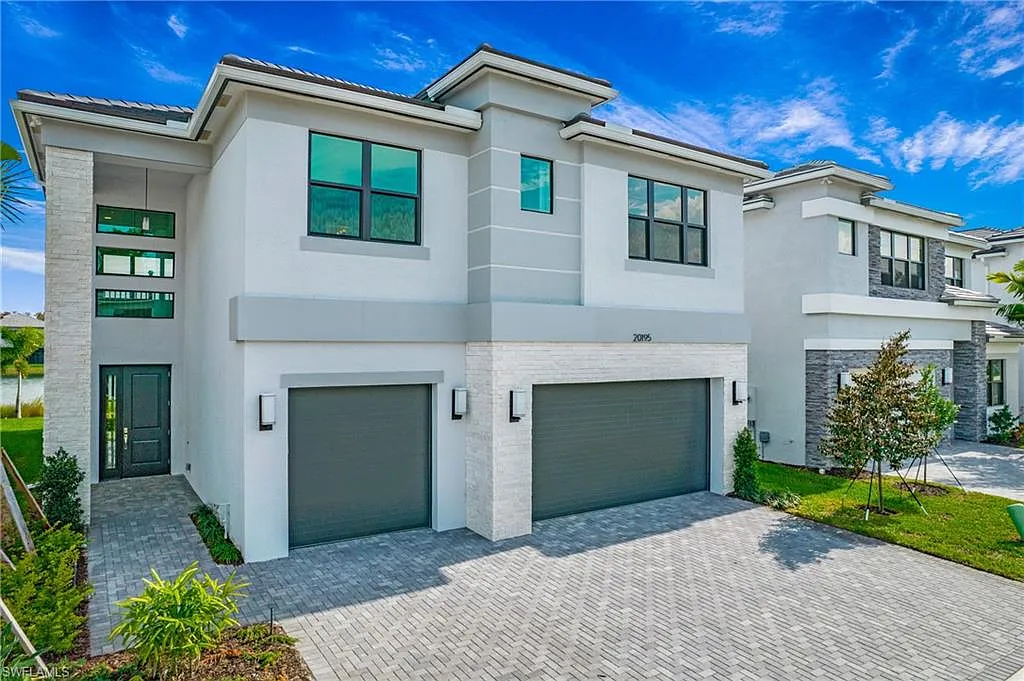 4 bed, 5.0 bath, 3736 sqft, $4,500 — Photo 3