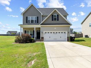 212 Glendale Cir, Sanford, NC 27332