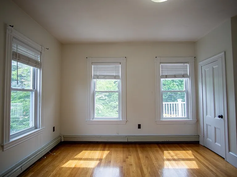 174 Center St #2 — Photo 10