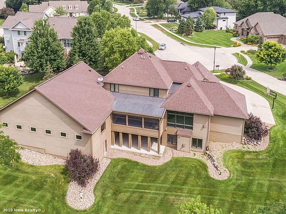 3rd image of 6700 Augustine Ct