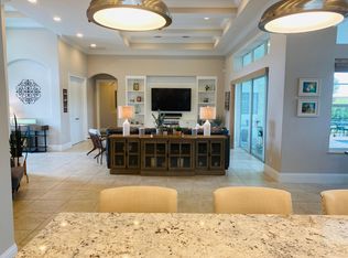 445 Sapphire Way SW, Vero Beach, FL 32968