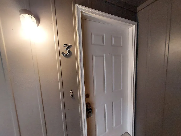 1122 Neil St NE — Photo 33