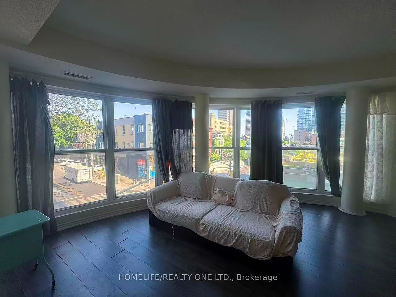 2 bed, $2,000 — Photo 2