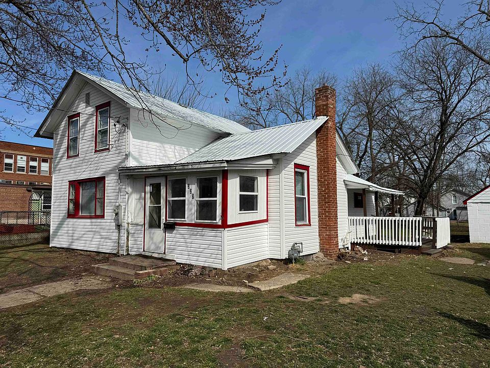 1st image of 327 Lincoln St