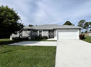 1998 SW Airoso Blvd, Port Saint Lucie, FL 34984