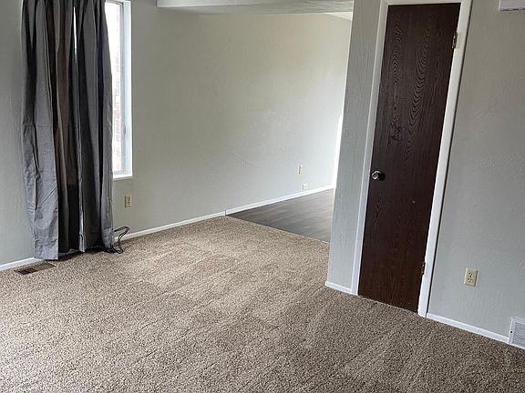 2nd image of 3531 Westlake Dr #A