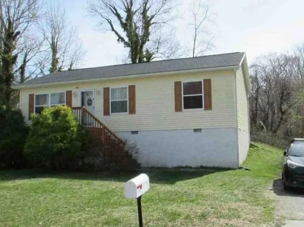 111 Cochran St, Cape May Court House, NJ 08210