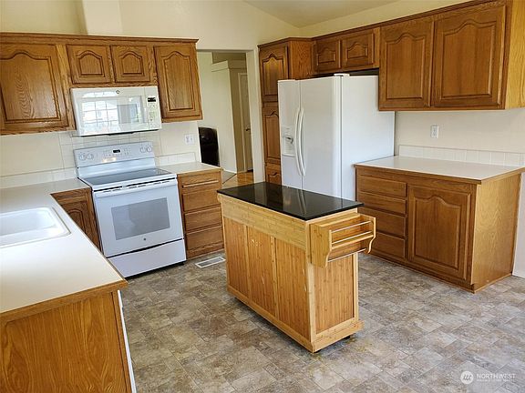 2nd image of 5806 89th Street Ct E #7