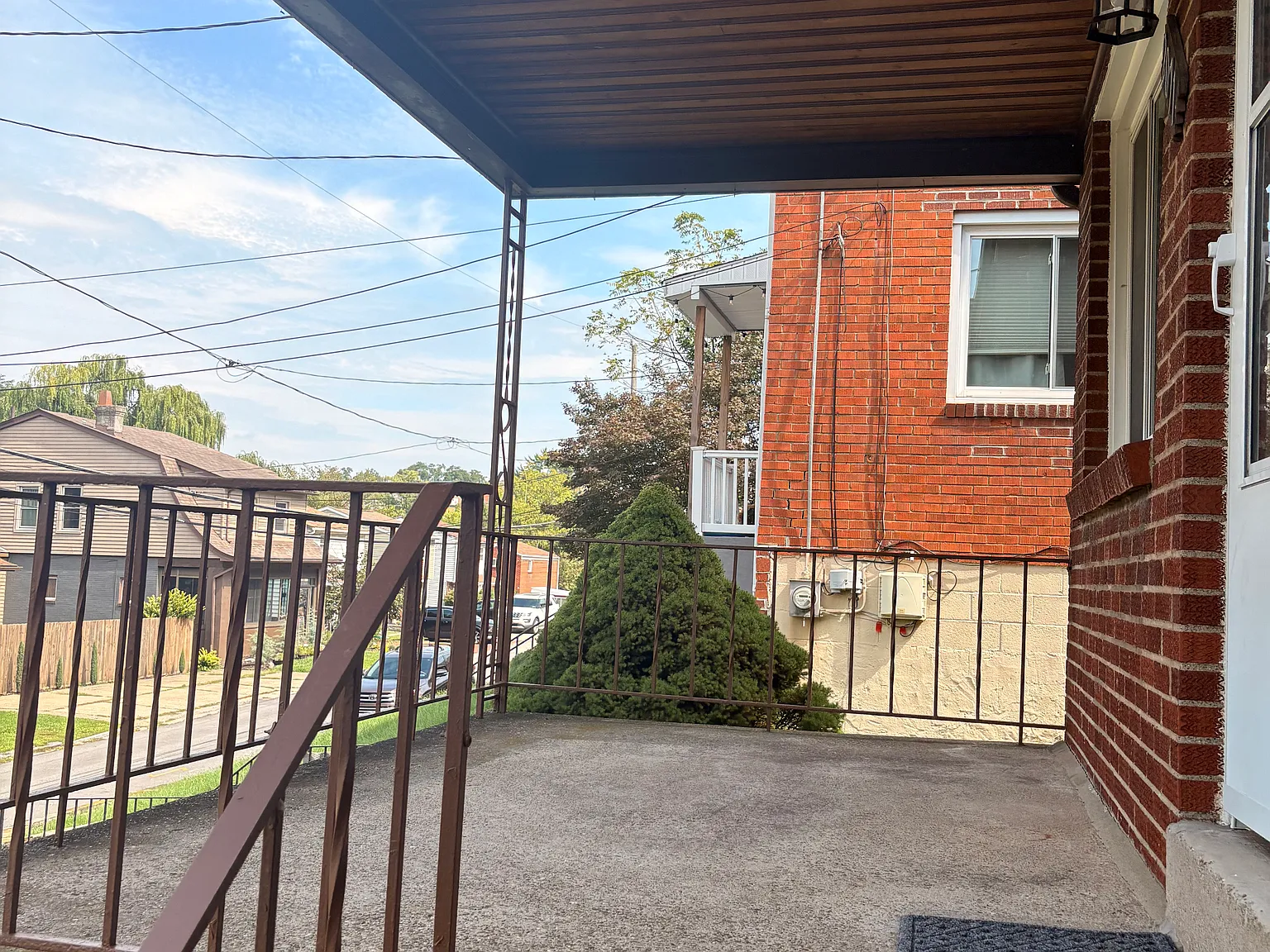 2 bed, 950 sqft, $1,100 — Photo 2