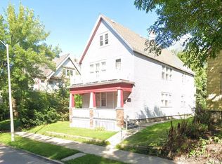 2350 N Dr William Finlayson St, Milwaukee, WI