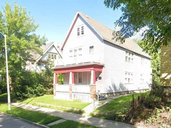 2350 Dr William Finlayson STREET, Milwaukee, WI 53212