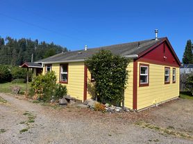 1315 Freshwater Rd, Eureka, CA