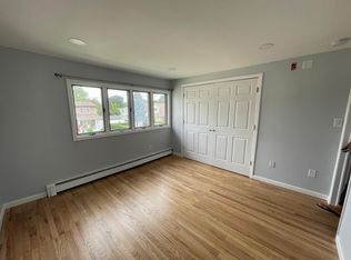 540 Fowler Ave, Franklin Square, NY 11010