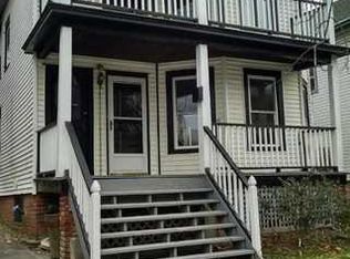 195 N Hamilton St #1, Poughkeepsie, NY 12601