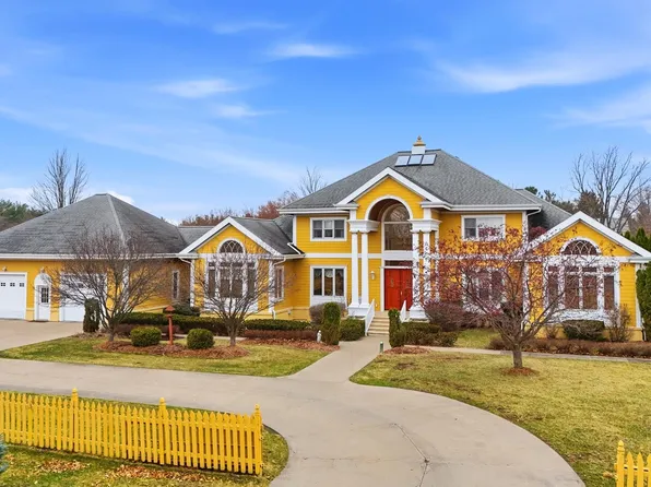 1105 Lakeview Dr, Fairfield, IA 52556