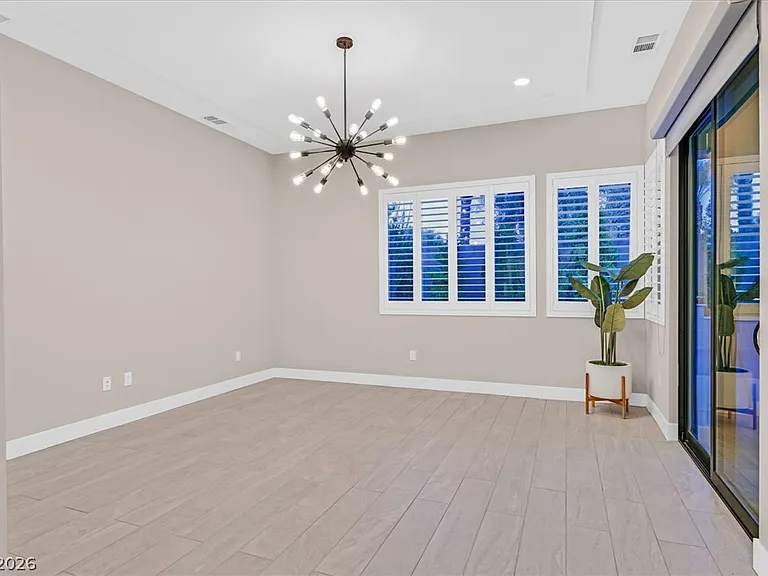 65 Garibaldi Way — Photo 18