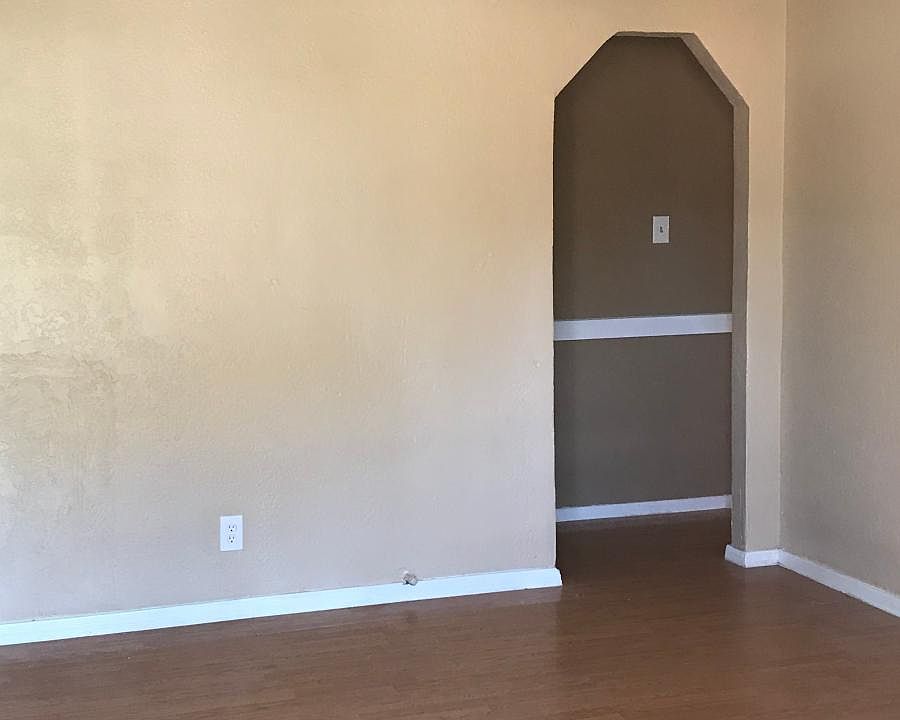 2nd image of 3401 Rufus St