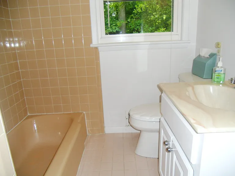 2604 Princess Ln SE — Photo 12