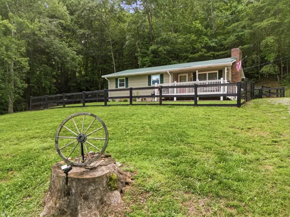 3426 Old Highway 64 W, Warne, NC 28909