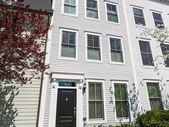3rd image of 831 Wythe St