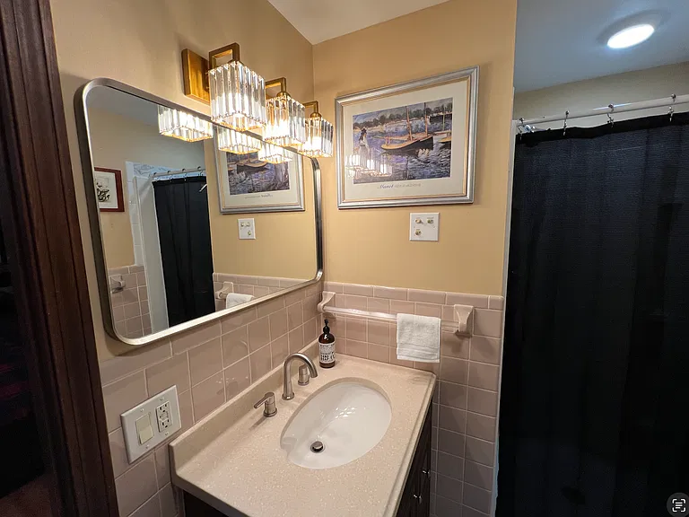 4455 Ridge Rd — Photo 4