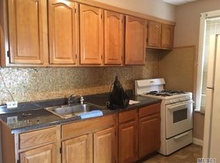 70-25 66th Pl, Flushing, NY 11385