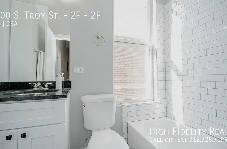 2400 S Troy St #2F — Photo 10