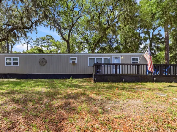 1402 Ian Dr, Fernandina Beach, FL 32034