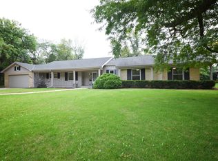 9255 N Thrush Ln, Bayside, WI 53217