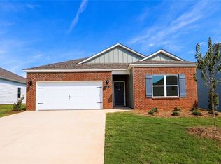 424 Parkway Gardens Ln, Tuscaloosa, AL 35405