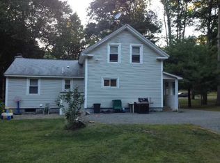 632 Rockland Rd, Scituate, RI 02857