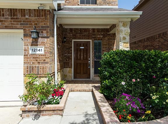 4th image of 12141 Walden Wood Dr