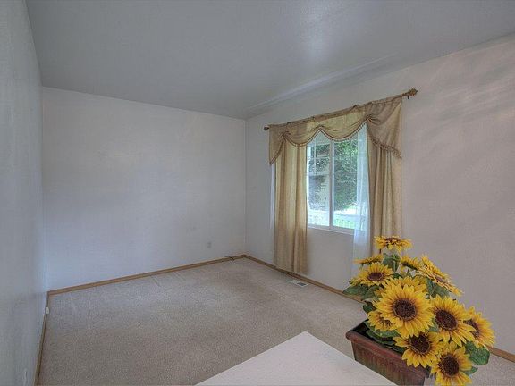 3rd image of 1204 57th Ct SE